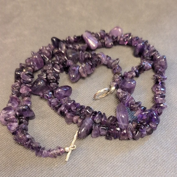 Elegant Handmade Genuine Amethyst Necklace - Picture 5 of 7